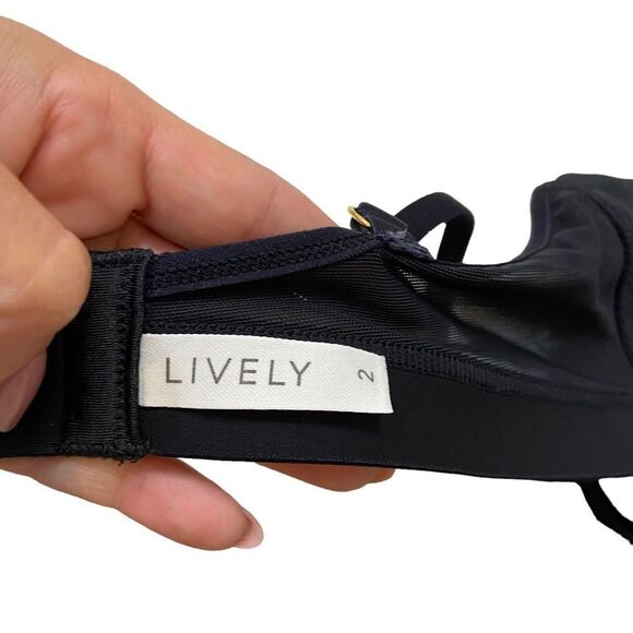 Lively White Bralette with Black Details Lively Size 2 - Picture 9 of 11